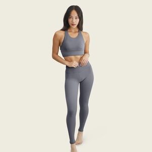 Italic Aura Athletic leggings and sports bra in eucalyptus size medium